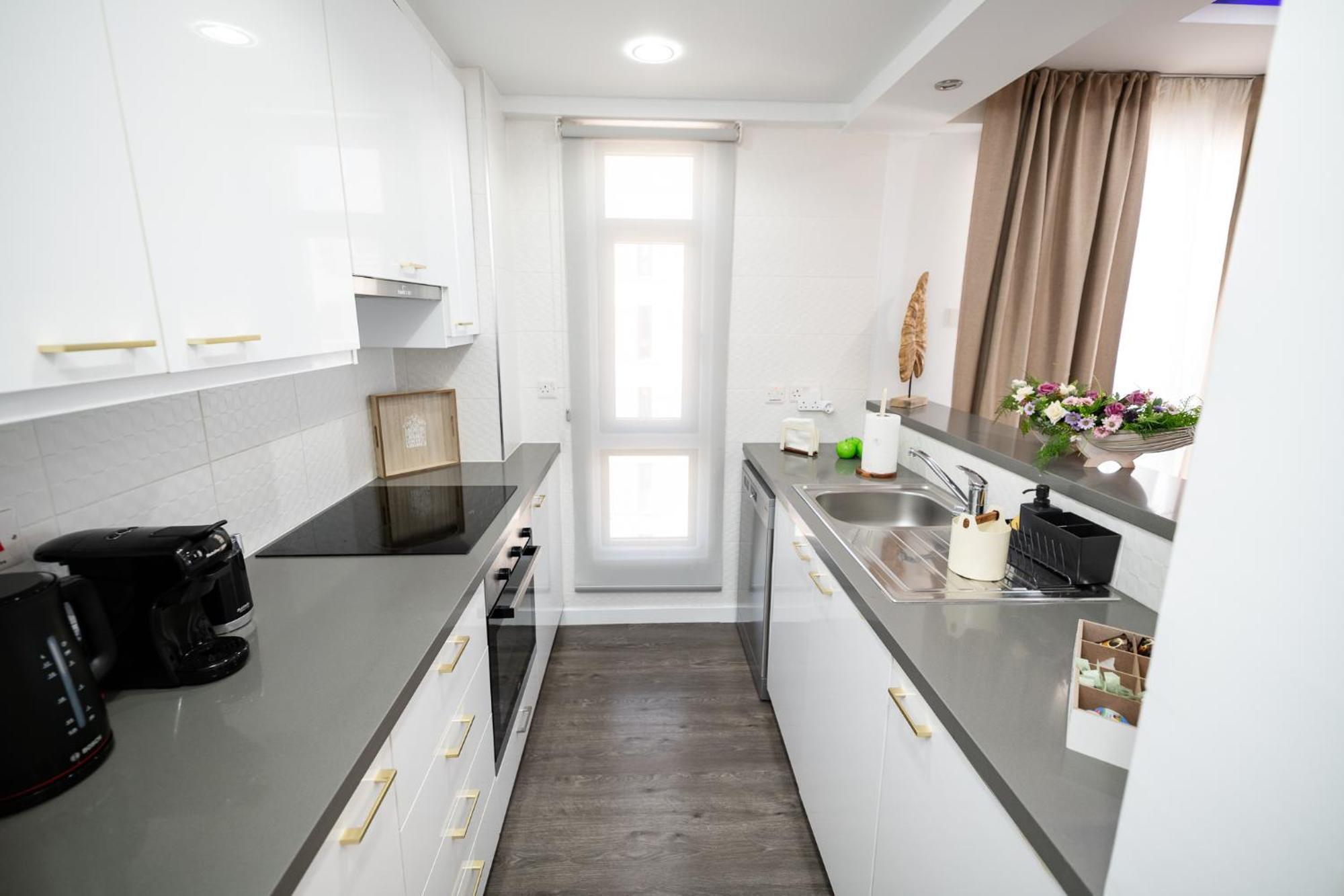 Lazuli Beachfront Sea View Ap144 Lárnaka Eksteriør bilde